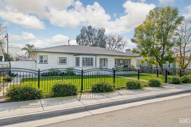 215 Jefferson Street, Bakersfield, CA 93305