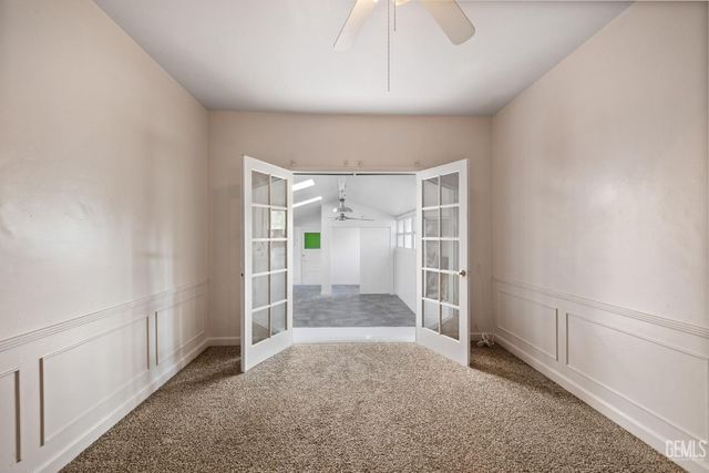 215 Jefferson Street, Bakersfield, CA 93305