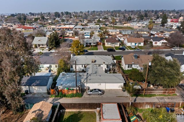 215 Jefferson Street, Bakersfield, CA 93305