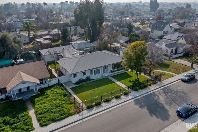 215 Jefferson Street, Bakersfield, CA 93305