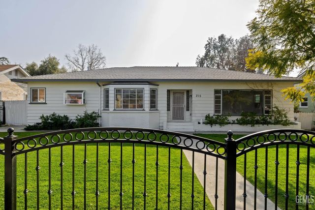 215 Jefferson Street, Bakersfield, CA 93305