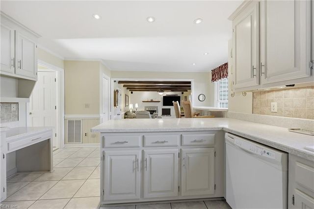 378 Pagan RD, Smithfield, VA 23430