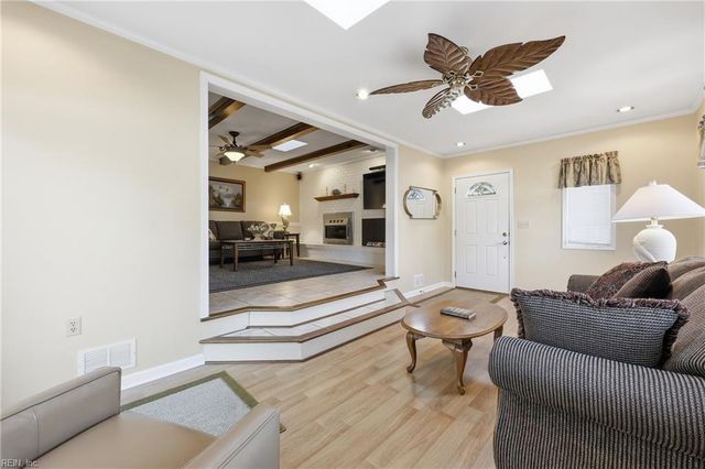 378 Pagan RD, Smithfield, VA 23430