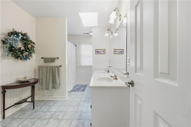 378 Pagan RD, Smithfield, VA 23430