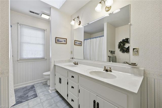 378 Pagan RD, Smithfield, VA 23430