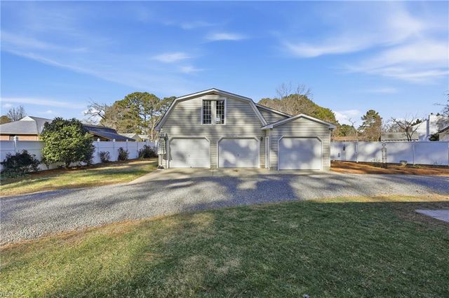 378 Pagan RD, Smithfield, VA 23430