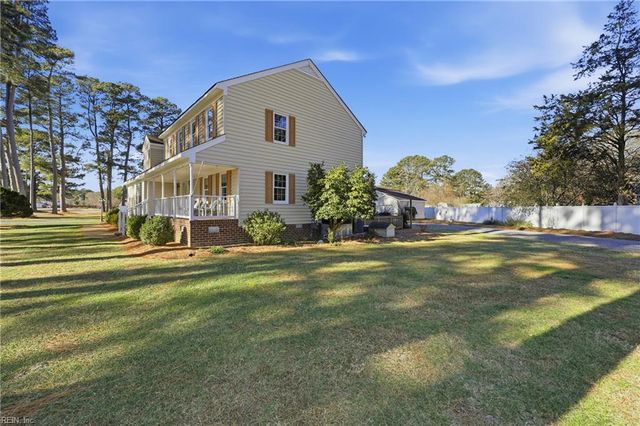 378 Pagan RD, Smithfield, VA 23430