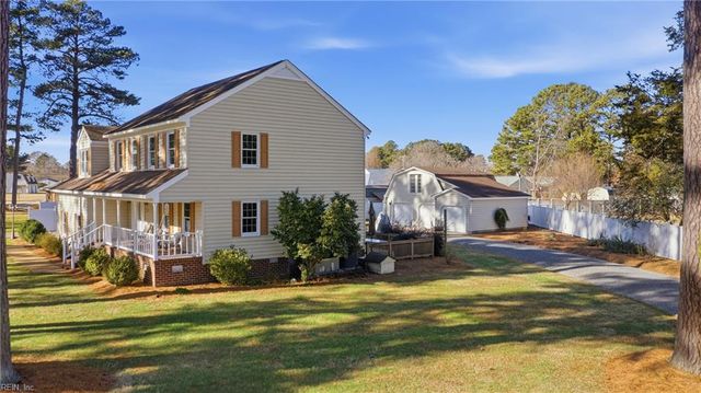378 Pagan RD, Smithfield, VA 23430