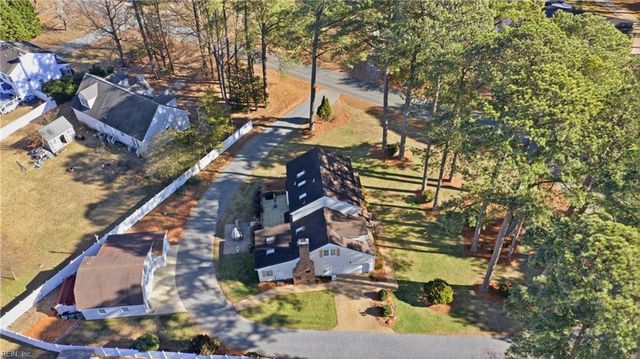 378 Pagan RD, Smithfield, VA 23430