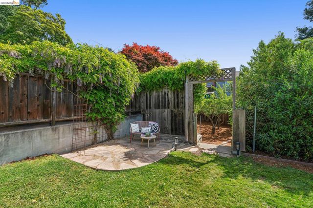 3824 Enos Ave, Oakland, CA 94619