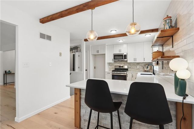 3008 W 28th Street, Lawrence, KS 66047