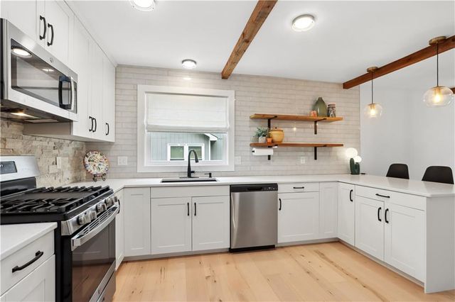 3008 W 28th Street, Lawrence, KS 66047