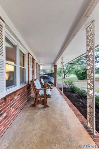 705 Northview Dr, Farmville, VA 23901