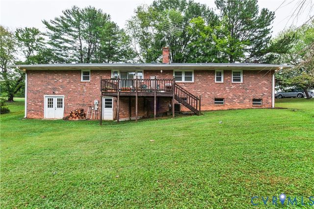 705 Northview Dr, Farmville, VA 23901