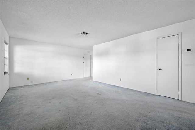 215 LA PAZ DRIVE, Kissimmee, FL 34743