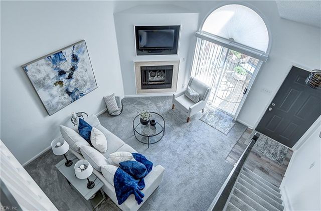 3826 Occoquan River Reach Apt E, Portsmouth, VA 23703