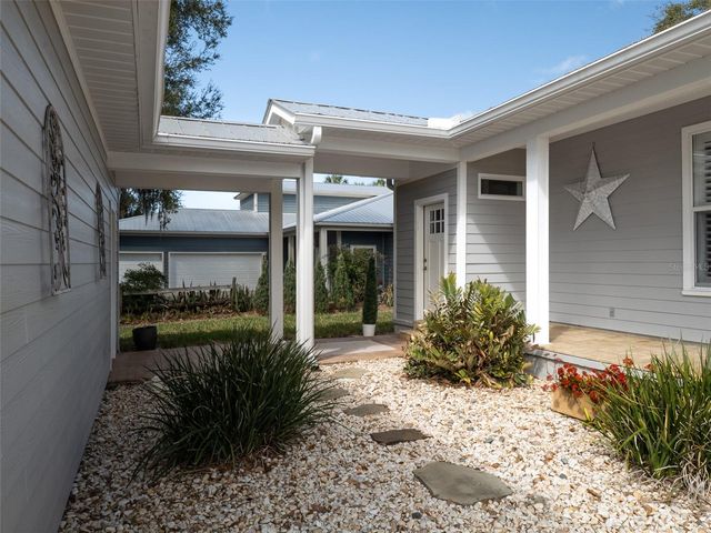 12495 SE SUNSET HARBOR ROAD, Weirsdale, FL 32195