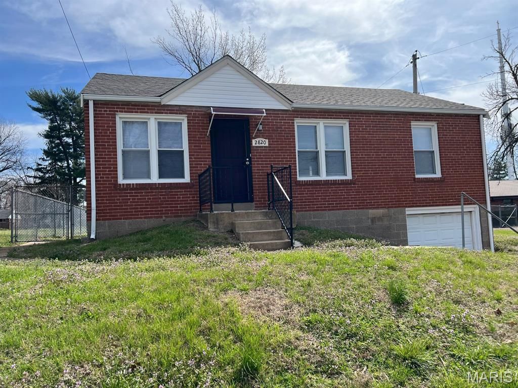 2820 Ashby Road, St Louis, MO 63114