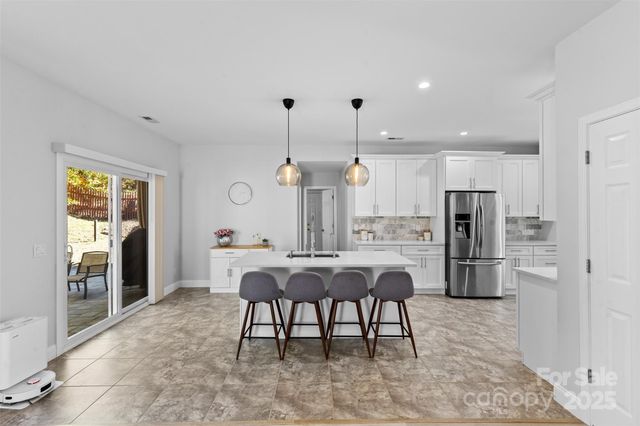 7424 Sugar Maple Lane, Charlotte, NC 28215