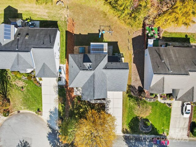 7424 Sugar Maple Lane, Charlotte, NC 28215