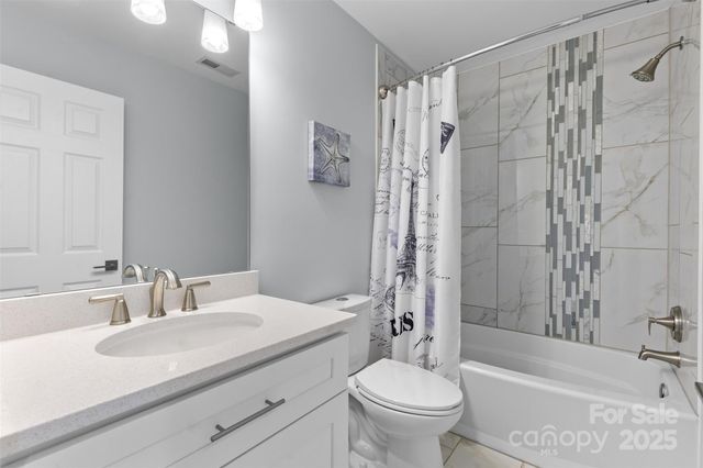 7424 Sugar Maple Lane, Charlotte, NC 28215