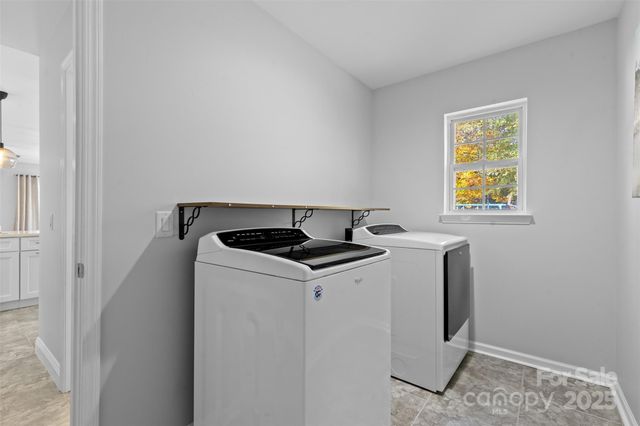 7424 Sugar Maple Lane, Charlotte, NC 28215