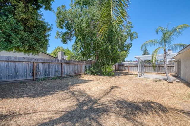 4157 N Babigian Avenue, Fresno, CA 93722