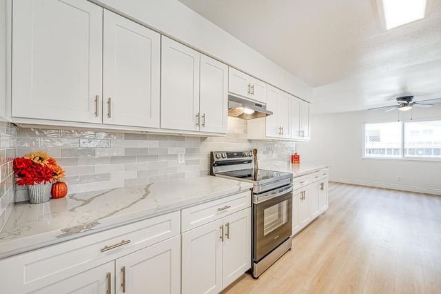 4157 N Babigian Avenue, Fresno, CA 93722