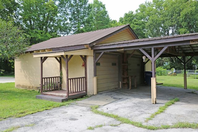 304 Hay Long Ave, Mount Pleasant, TN 38474