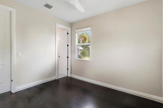 167 Rosalia Court S, Jupiter, FL 33478
