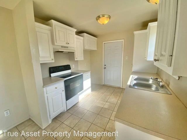 3508 E Colgate Street, Lubbock, TX 79403