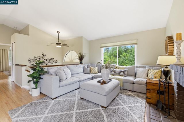 2614 Pepperwood Pl, Hayward, CA 94541
