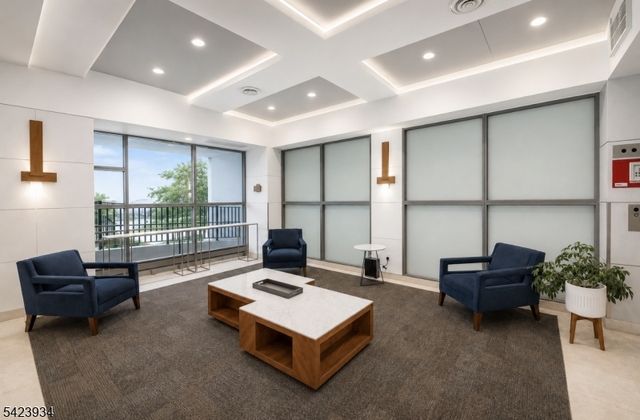 100 Manhattan Ave 1612, Union City, NJ 07087