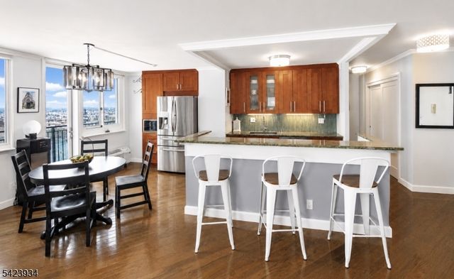 100 Manhattan Ave 1612, Union City, NJ 07087