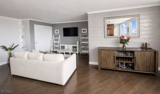 100 Manhattan Ave 1612, Union City, NJ 07087
