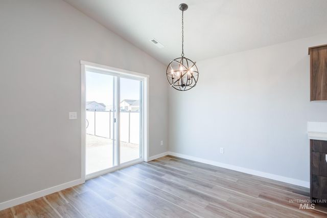 7267 S Bungalow Ave, Meridian, ID 83642