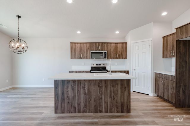 7267 S Bungalow Ave, Meridian, ID 83642