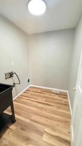 3868 E Worthsville Road, Whiteland, IN 46184