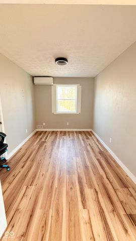 3868 E Worthsville Road, Whiteland, IN 46184