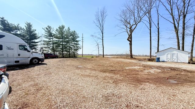 3868 E Worthsville Road, Whiteland, IN 46184