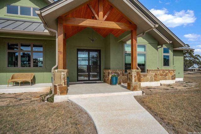 236 Bridle Chase, Bandera, TX 78003