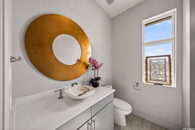 236 Bridle Chase, Bandera, TX 78003