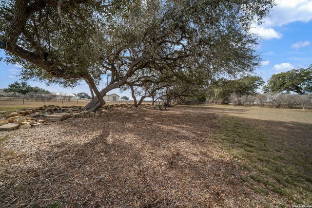 236 Bridle Chase, Bandera, TX 78003