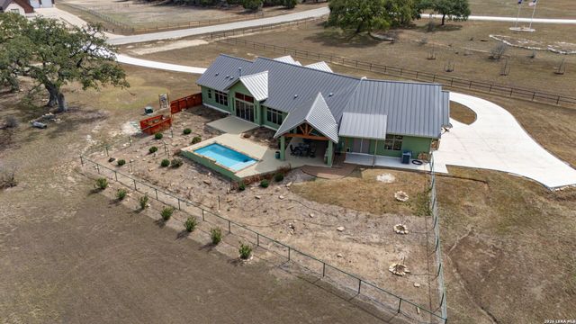 236 Bridle Chase, Bandera, TX 78003