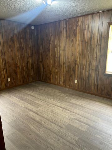 2125 Dewey Street, Texarkana, TX 75501