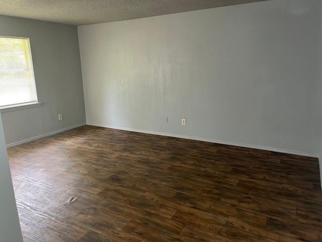 2125 Dewey Street, Texarkana, TX 75501