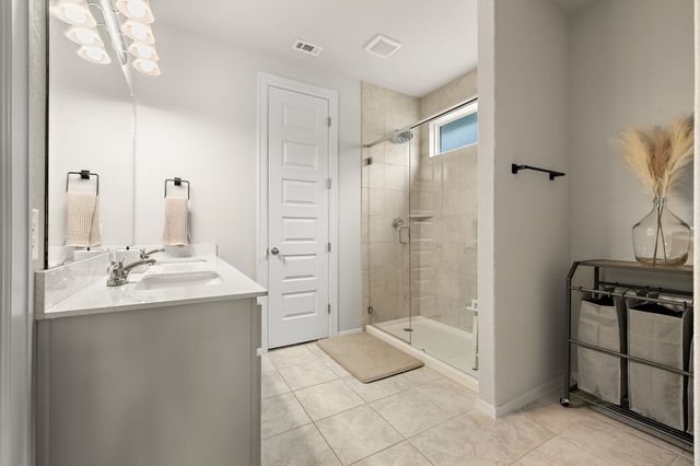 109 Fabion ST, Kyle, TX 78640