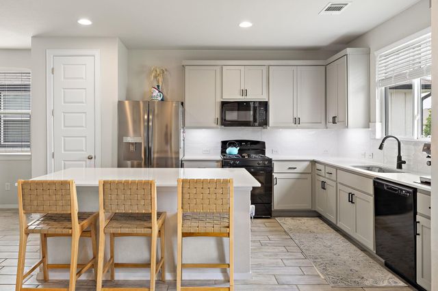 109 Fabion ST, Kyle, TX 78640