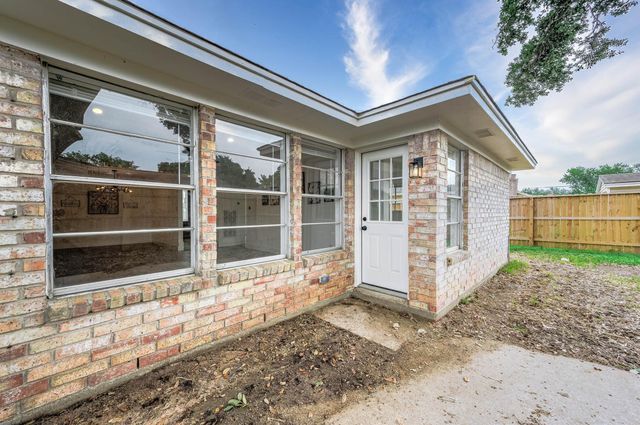 5323 King Richard Drive, Katy, TX 77493