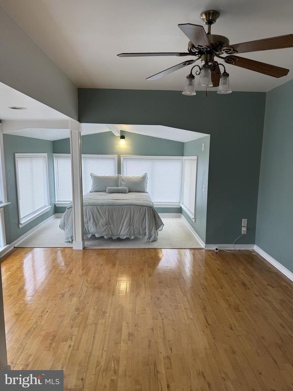 Image 17 of property listing at 11856 RENNER RD, Keymar, MD 21757